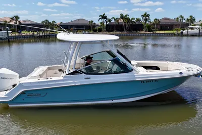 Boston Whaler 240 Vantage