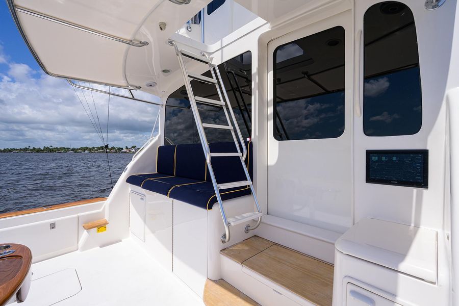 2003 Ocean Yachts Sport Fisherman