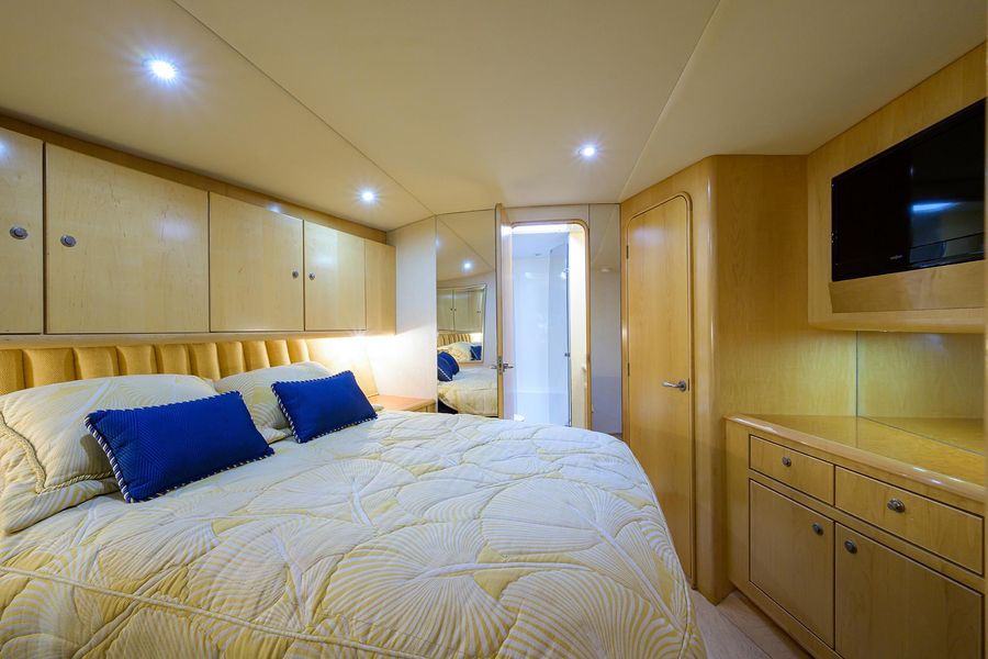 2003 Ocean Yachts Sport Fisherman