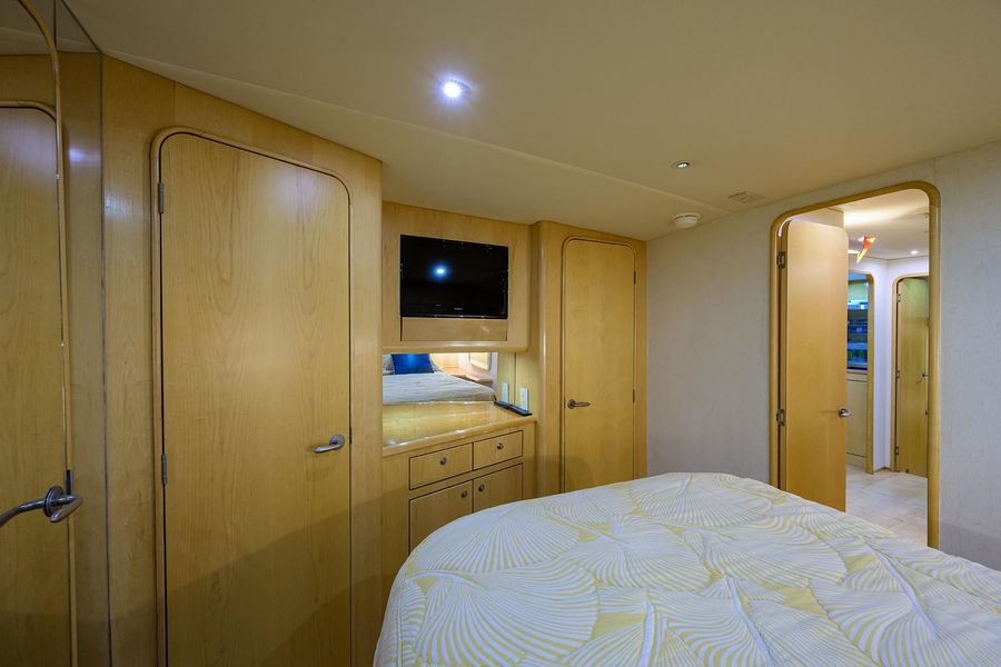 2003 Ocean Yachts Sport Fisherman