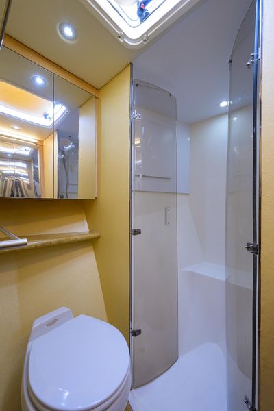 2003 Ocean Yachts Sport Fisherman