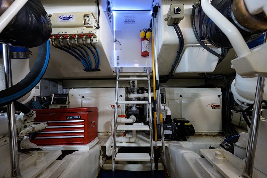 2003 Ocean Yachts Sport Fisherman