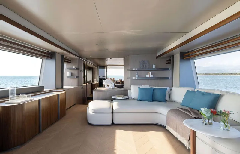  Yacht Photos Pics Azimut Magellano 30 - D Yachts