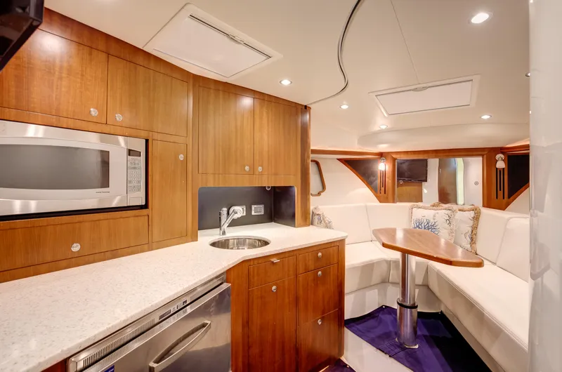 Hard Four Yacht Photos Pics 