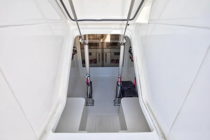 Hard Four Yacht Photos Pics 