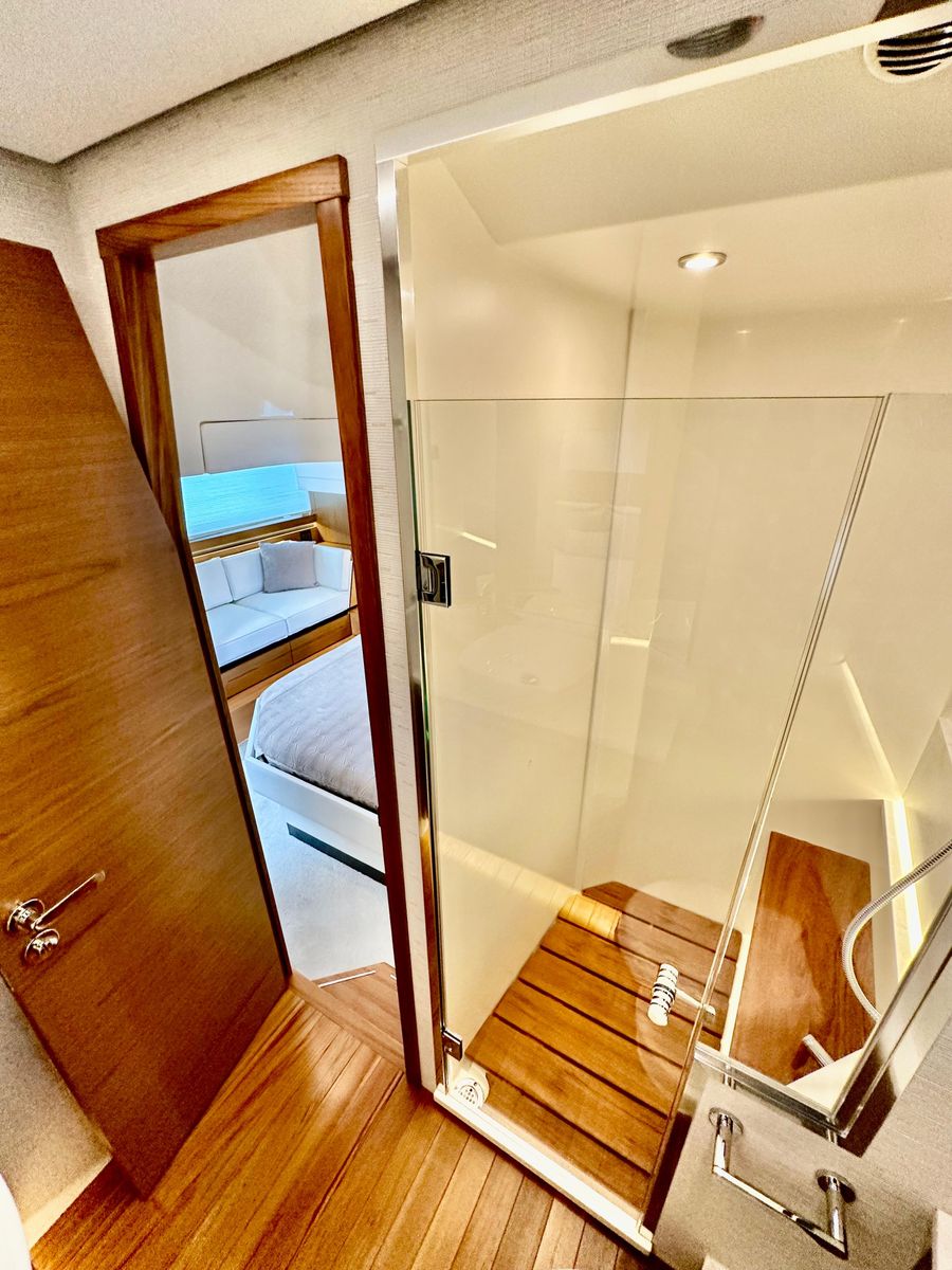 2023 Tiara Yachts 50 