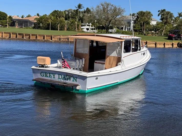 Grey Dawn Yacht Photos Pics Classic Style Lines & Shape