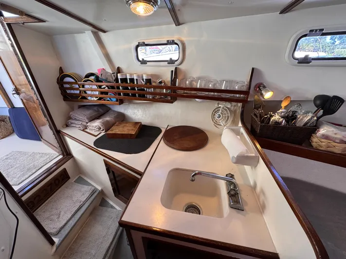 Grey Dawn Yacht Photos Pics Open Galley