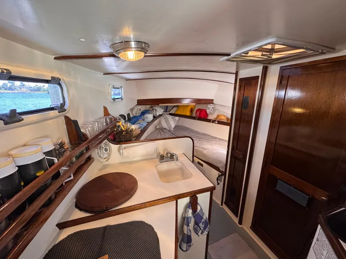 Grey Dawn Yacht Photos Pics 