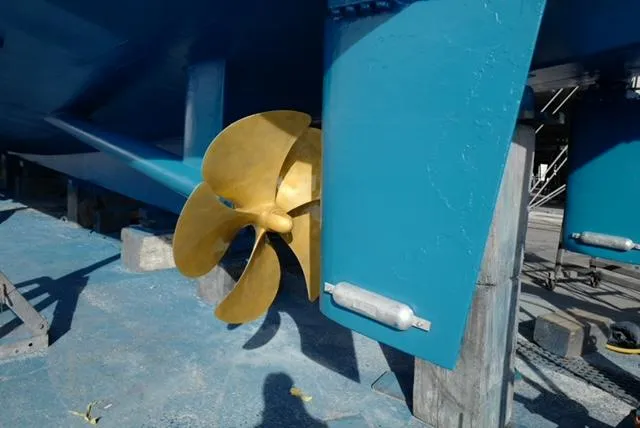 Moonriver Yacht Photos Pics 