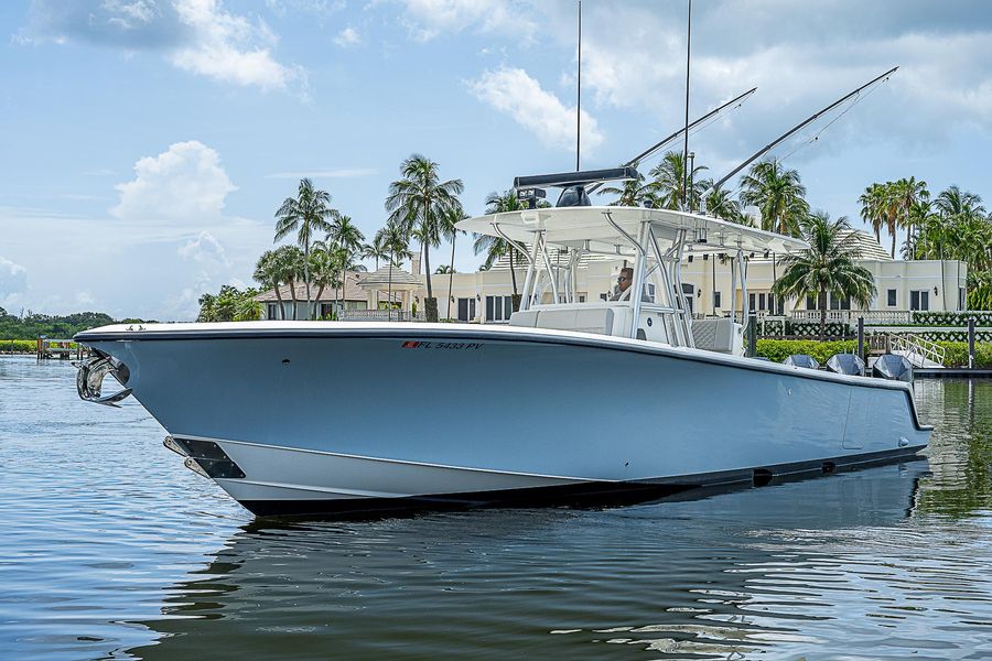 2015 SeaVee 39LE with Mercury V8's!