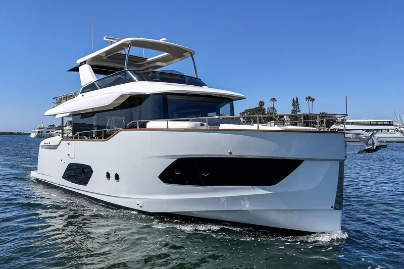  Yacht Photos Pics 