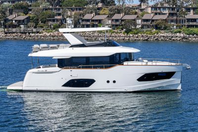 Yacht
