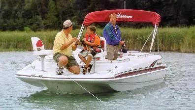 2001 Hurricane FunDeck GS 201 OB Photo