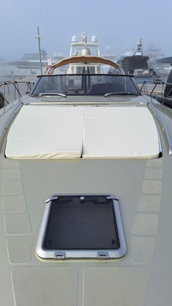 2010 Riva 52 