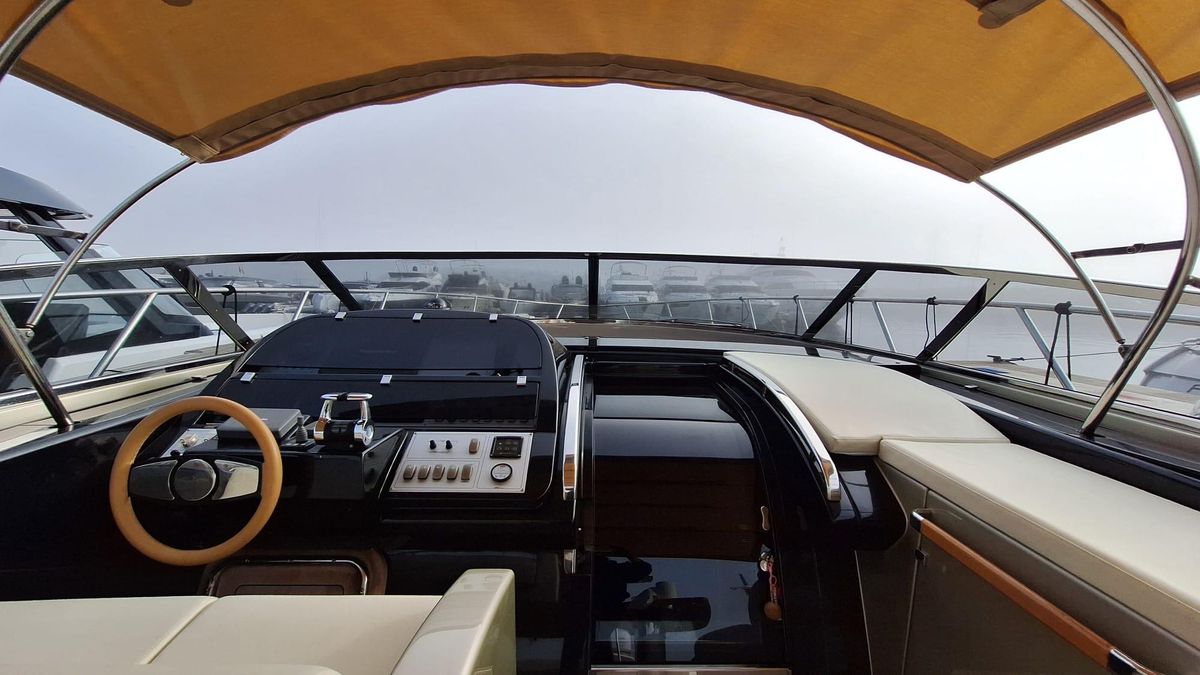 2010 Riva 52 