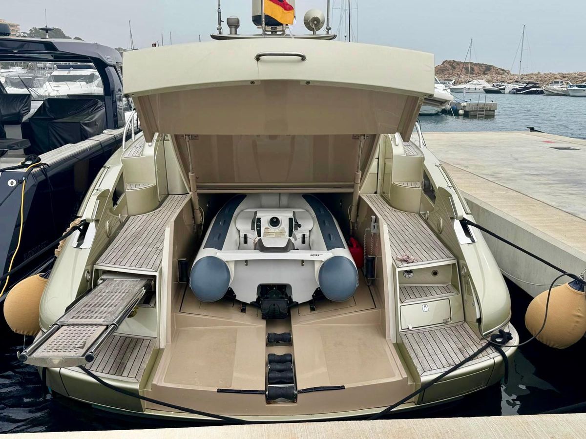 2010 Riva 52 