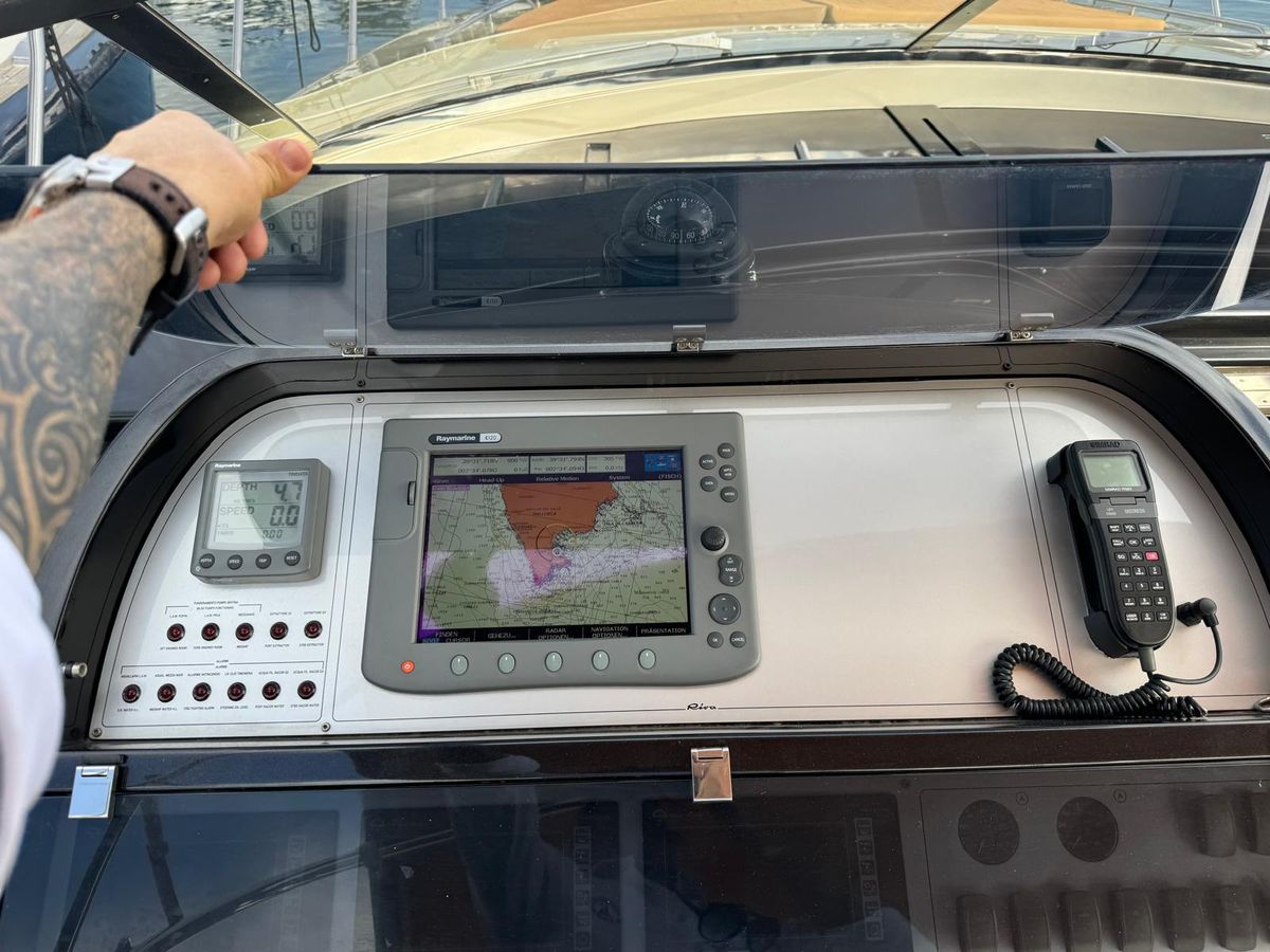 2010 Riva 52 