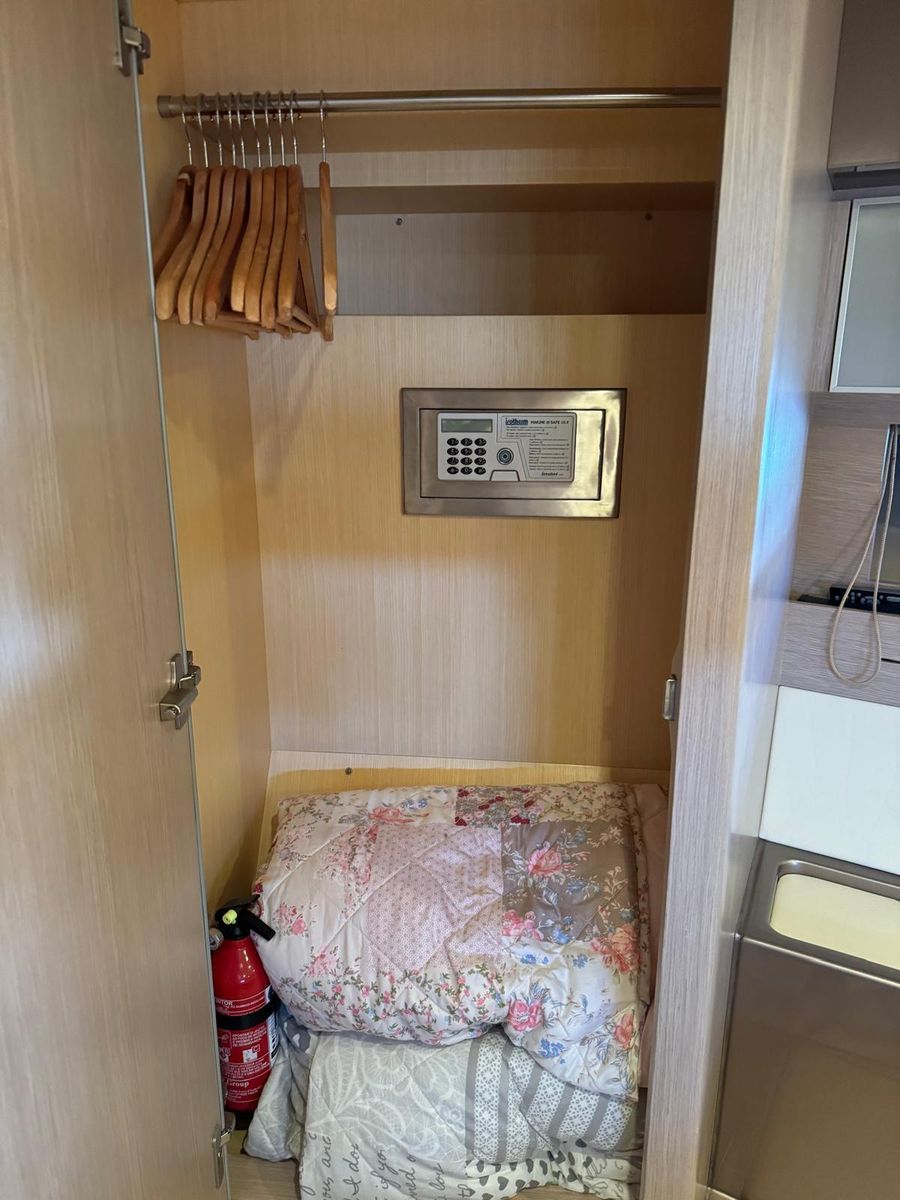 2010 Riva 52 