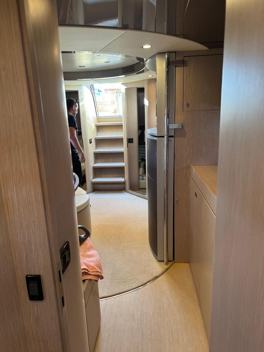 2010 Riva 52 