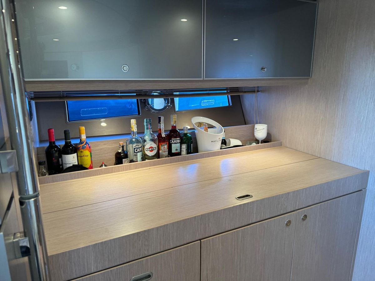 2010 Riva 52 