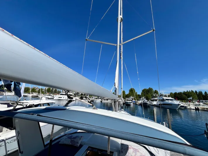 Squigular Yacht Photos Pics 