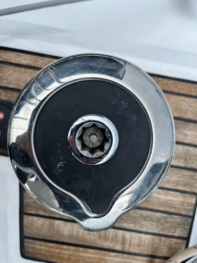 Squigular Yacht Photos Pics 