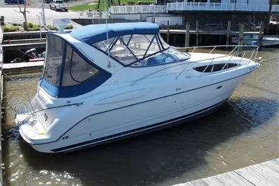 Bayliner 305
