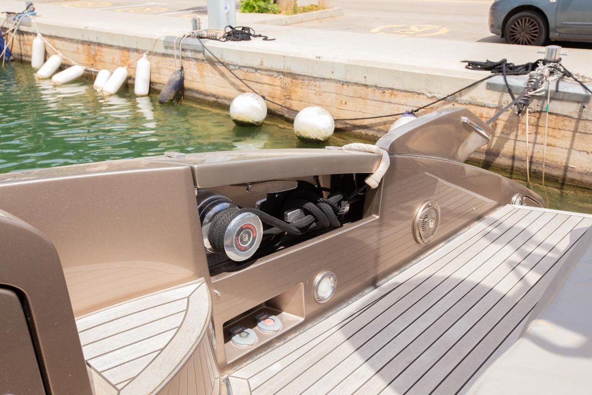 2009 Riva 53 