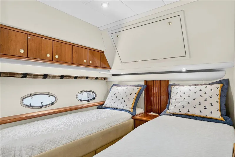 Vortex Yacht Photos Pics 