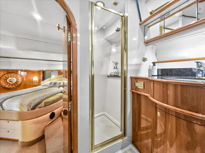 Vortex Yacht Photos Pics 