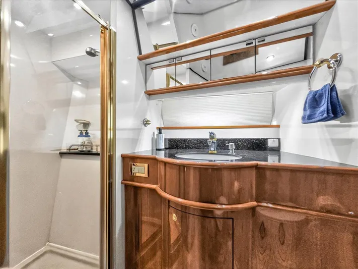 Vortex Yacht Photos Pics 