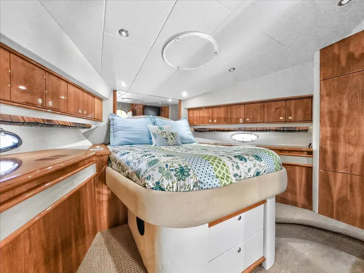 Vortex Yacht Photos Pics 