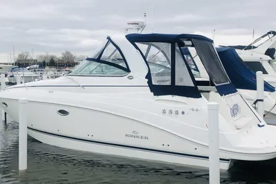 Rinker 330 Express Cruiser