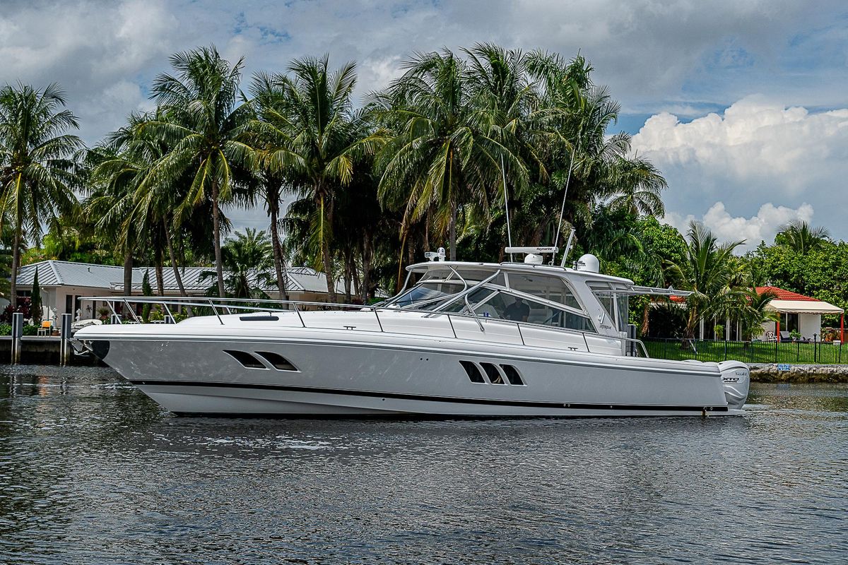 2014 Intrepid 47 