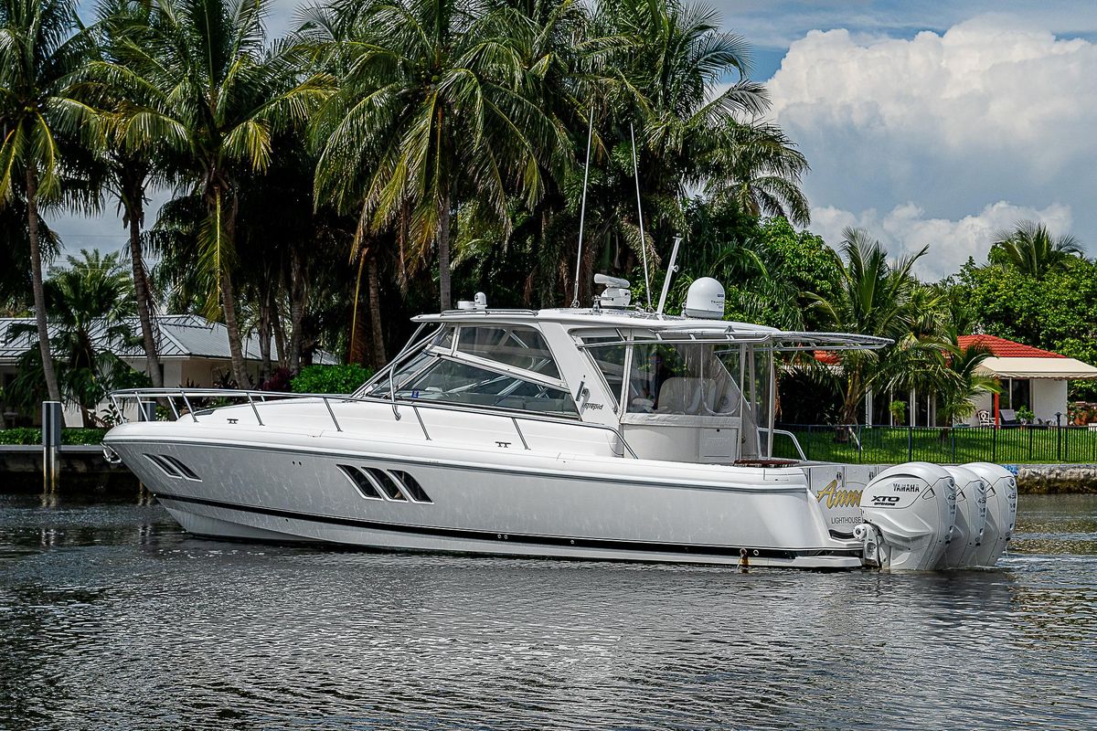 2014 Intrepid 47 