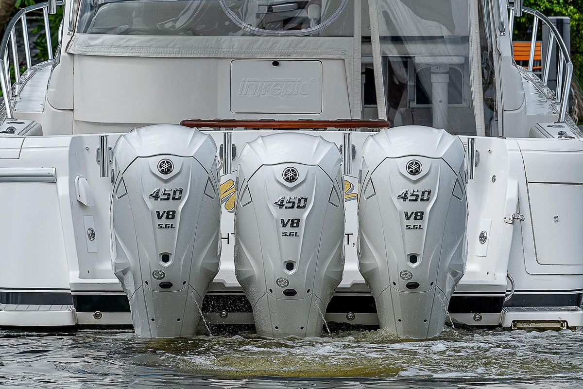 2014 Intrepid 47 