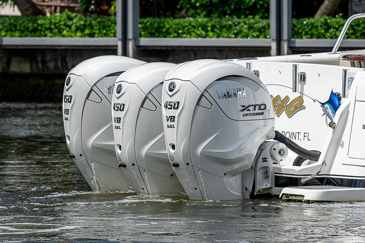 2014 Intrepid 47 