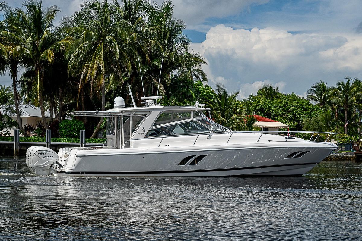 2014 Intrepid 47 