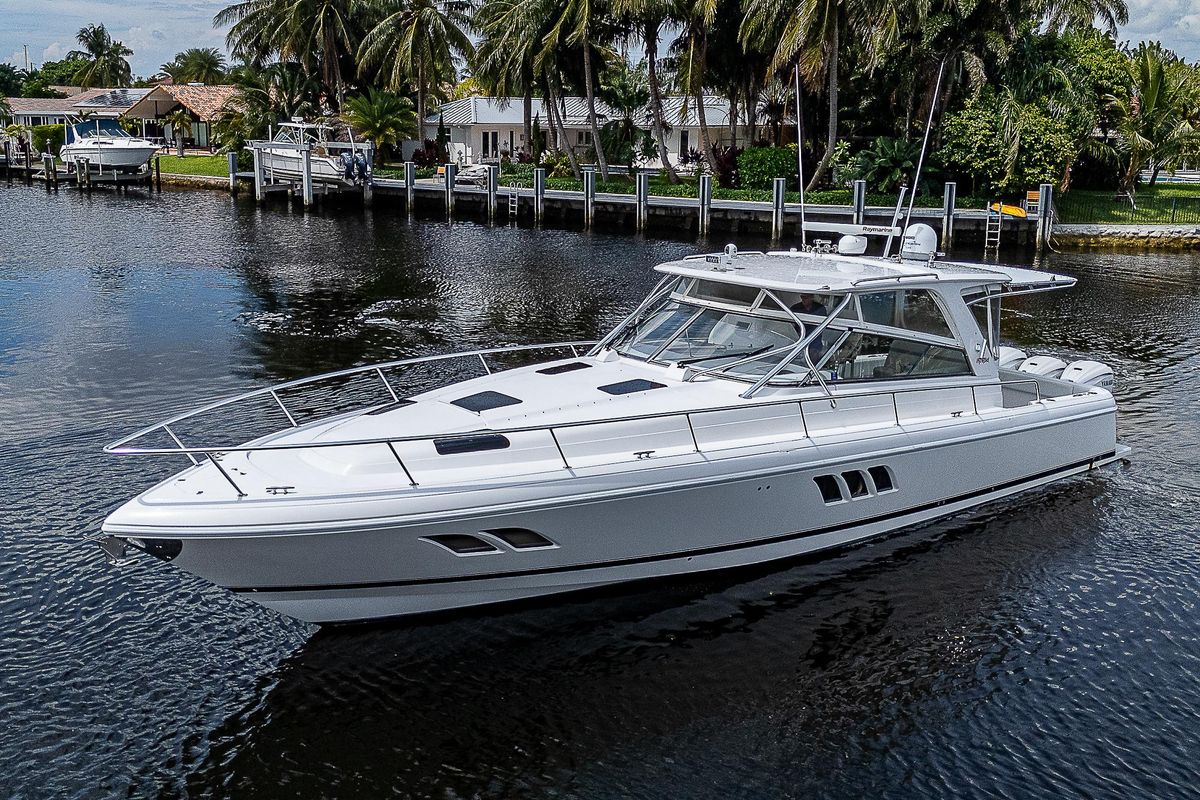 2014 Intrepid 47 