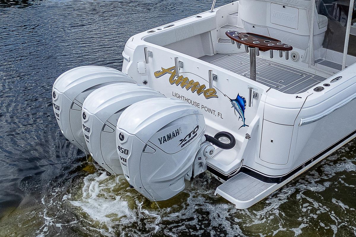 2014 Intrepid 47 