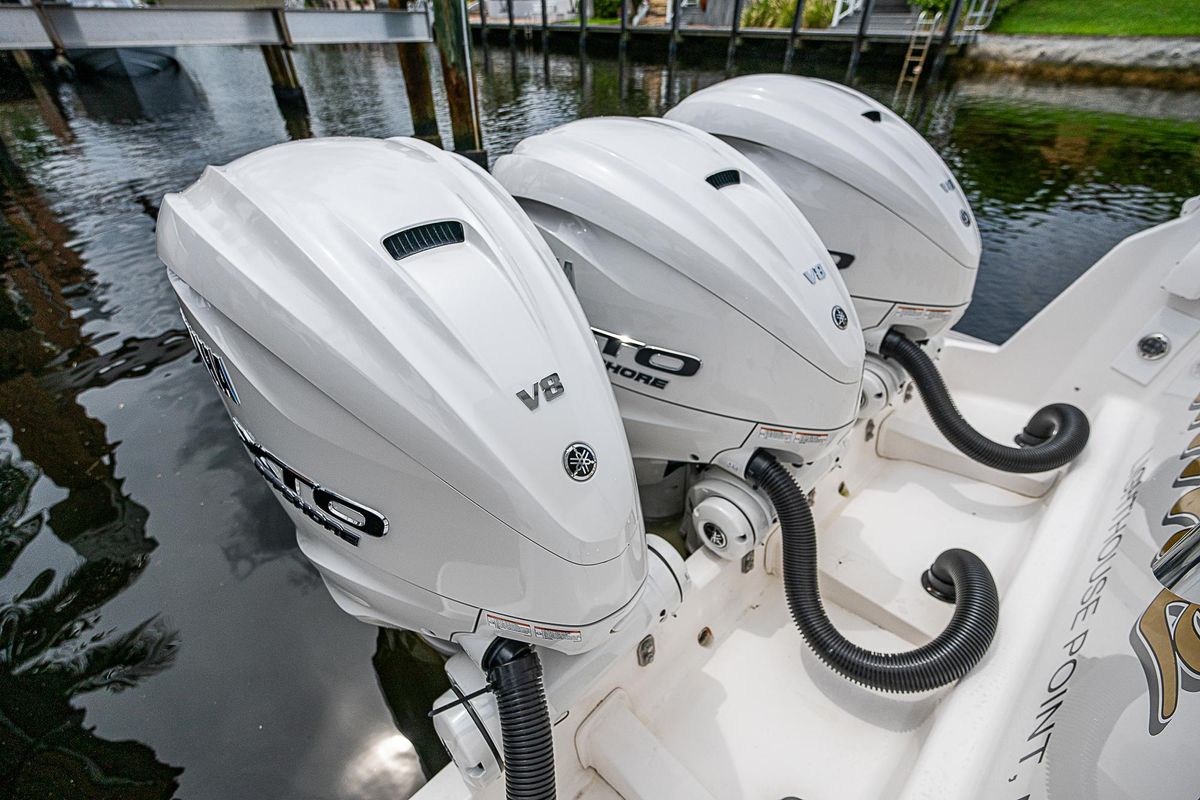 2014 Intrepid 47 
