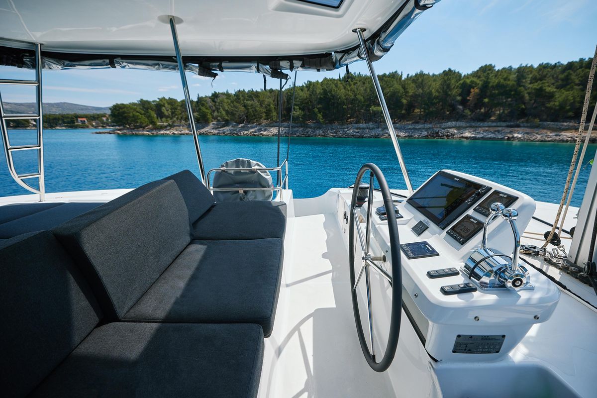 2023 Lagoon 48 