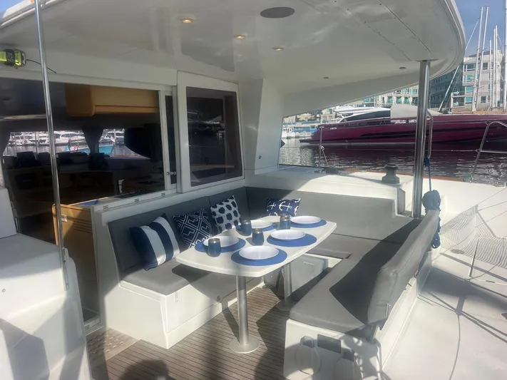 Nomad Yacht Photos Pics 