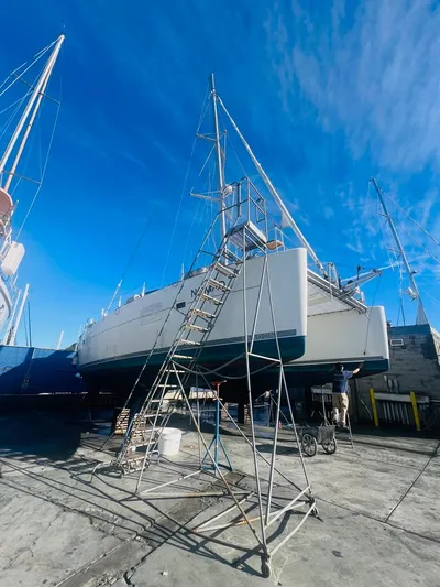 Nomad Yacht Photos Pics 