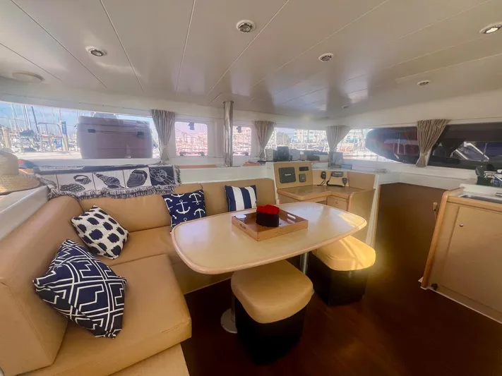 Nomad Yacht Photos Pics 