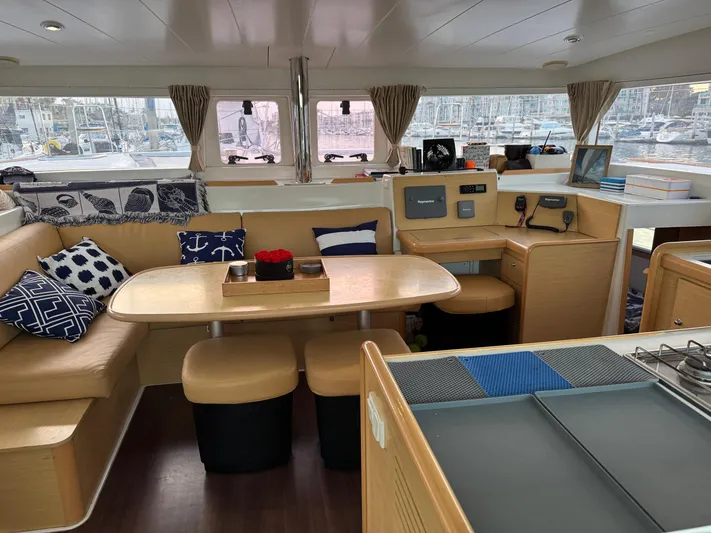 Nomad Yacht Photos Pics 