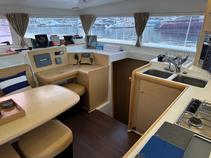 Nomad Yacht Photos Pics 