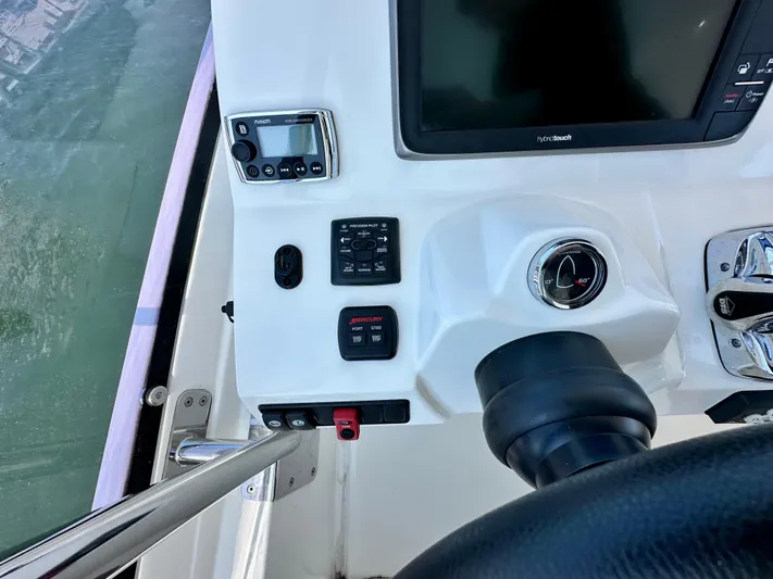 Anemone Yacht Photos Pics 