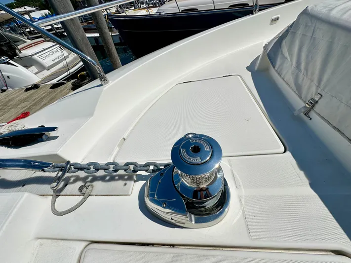 Anemone Yacht Photos Pics 